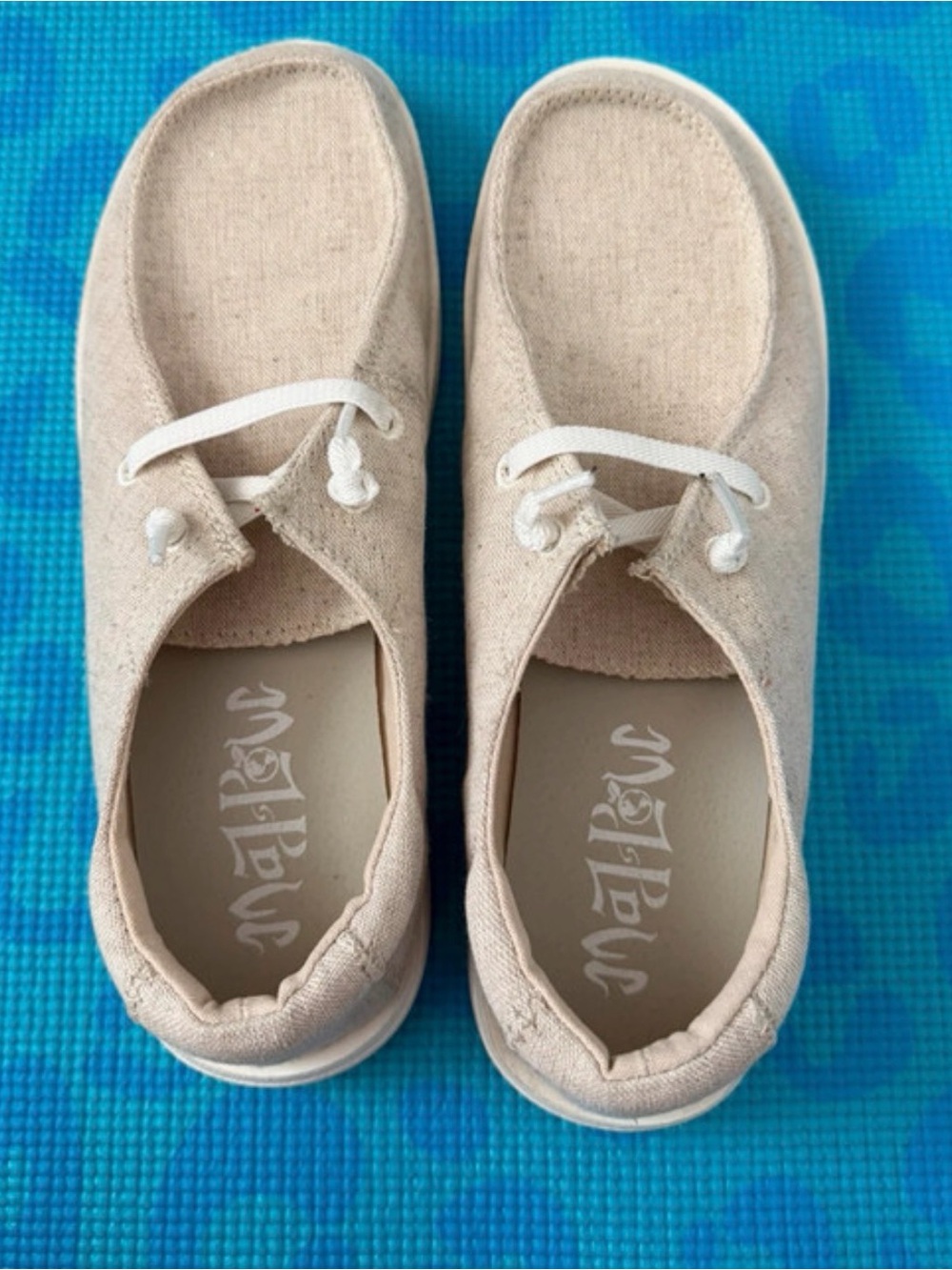 Women's Casual Slip-On shoes in Light Beige canvas